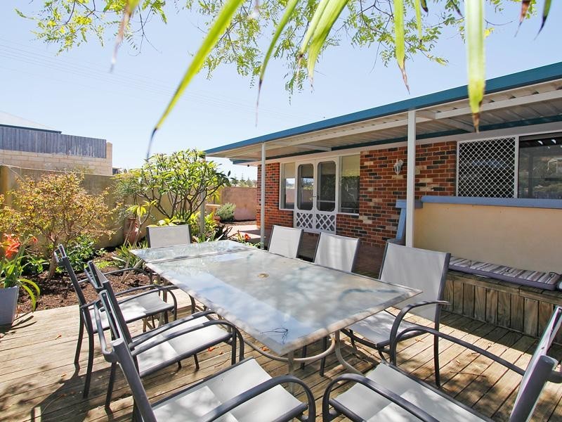 143 Tapping Way, Quinns Rocks WA 6030