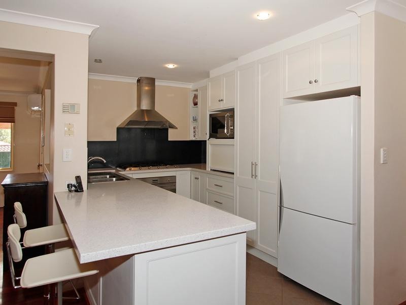 6 Carmen Court, Joondalup WA 6027