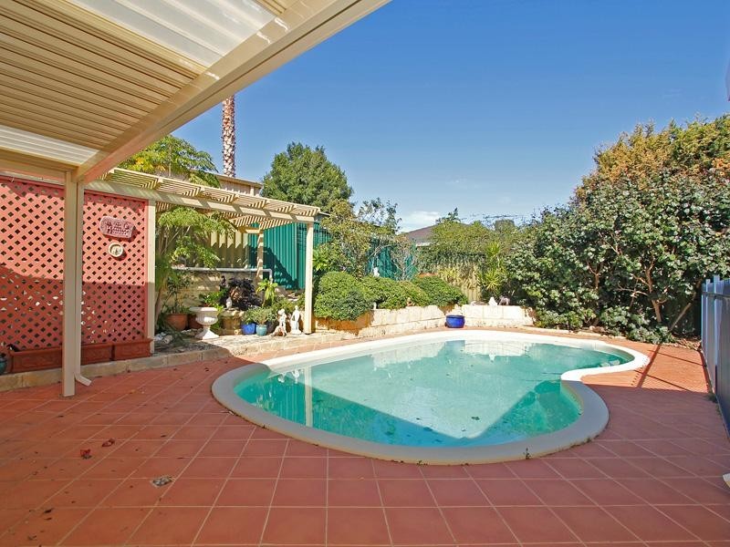 6 Carmen Court, Joondalup WA 6027