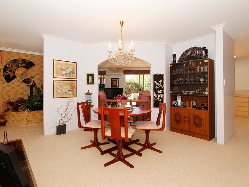 6 Sebago Court, Joondalup WA 6027