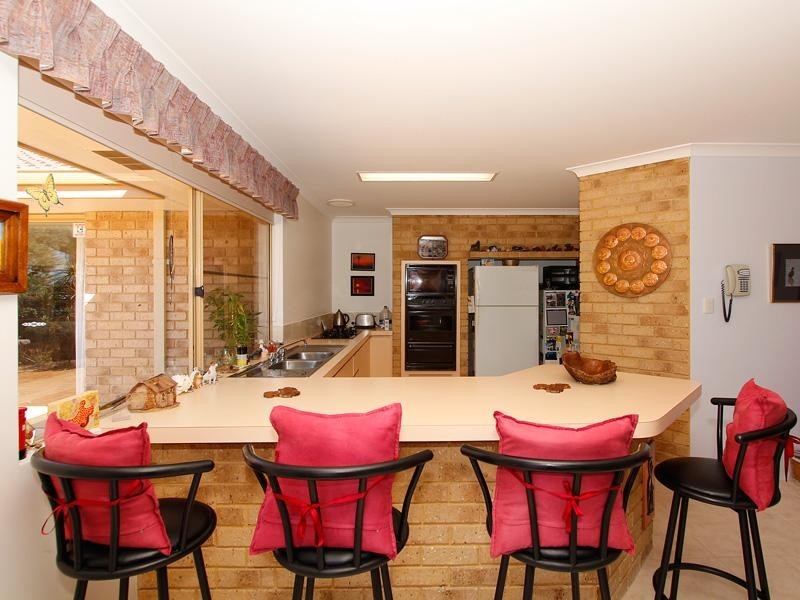 6 Sebago Court, Joondalup WA 6027