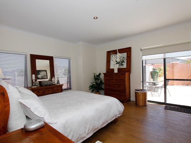 73 Keanefield Drive, Carramar WA 6031