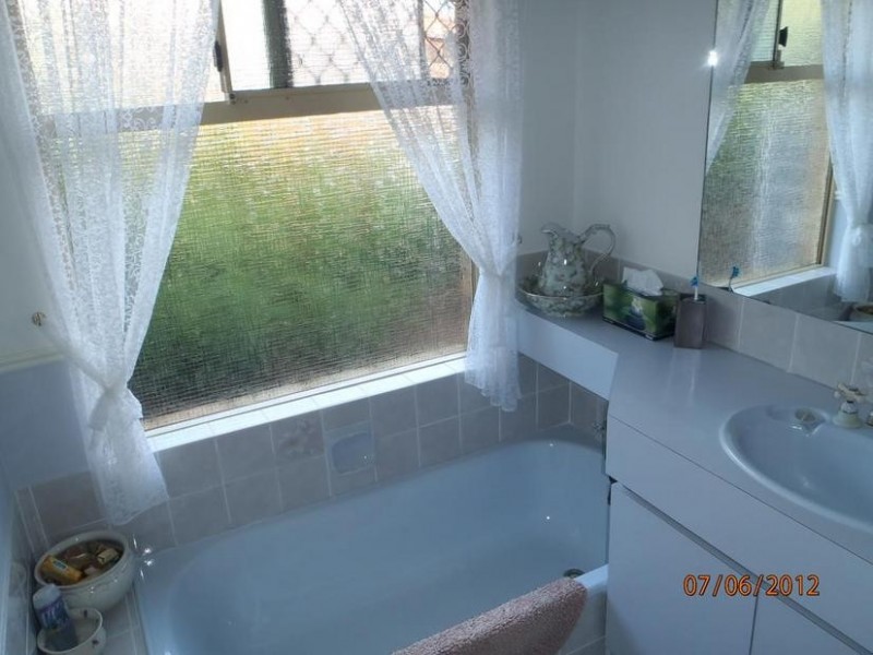 16 Castlerock Turn, Joondalup WA 6027