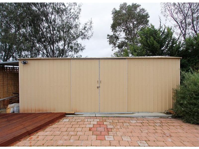 11 Fairlie Grove, Kinross WA 6028