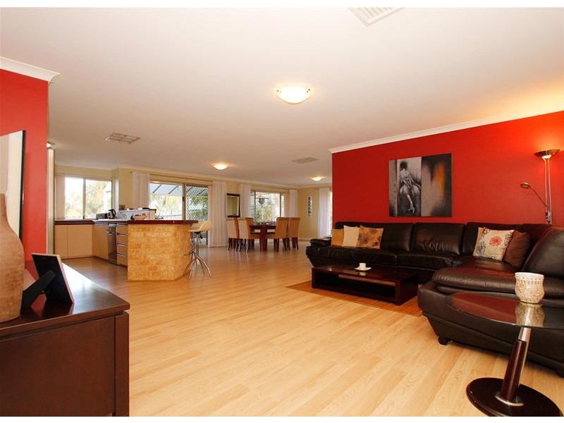 2 Pepin Court, Joondalup WA 6027