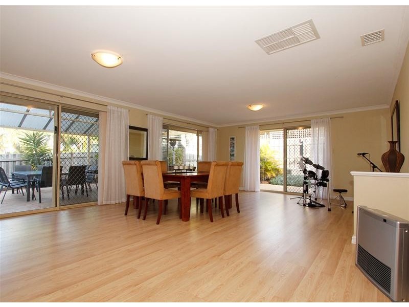 2 Pepin Court, Joondalup WA 6027