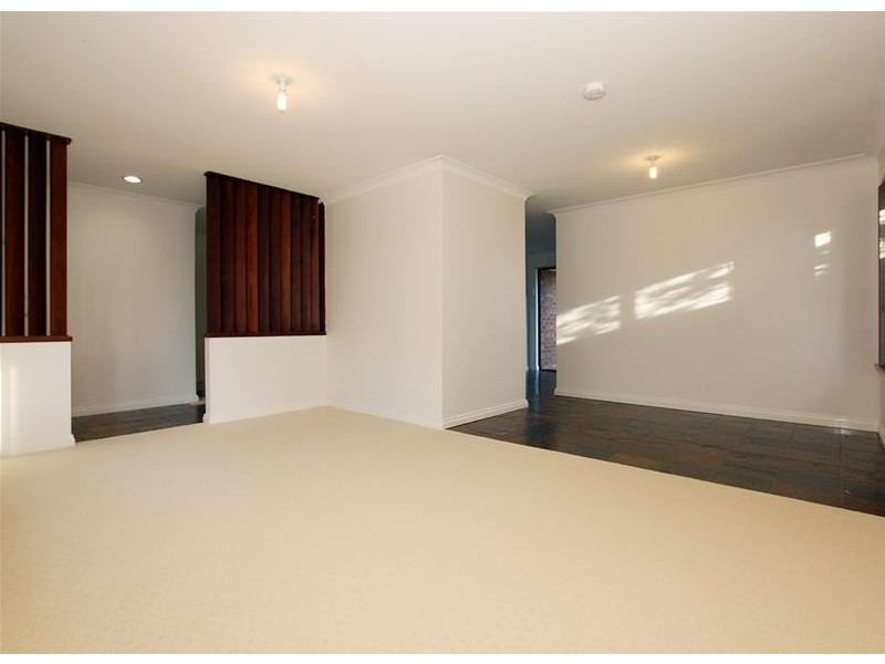 87 Treetop Avenue, Edgewater WA 6027