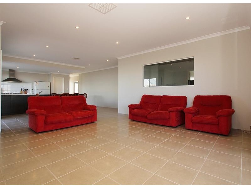 122 Lindsay Beach Boulevard, Yanchep WA 6035