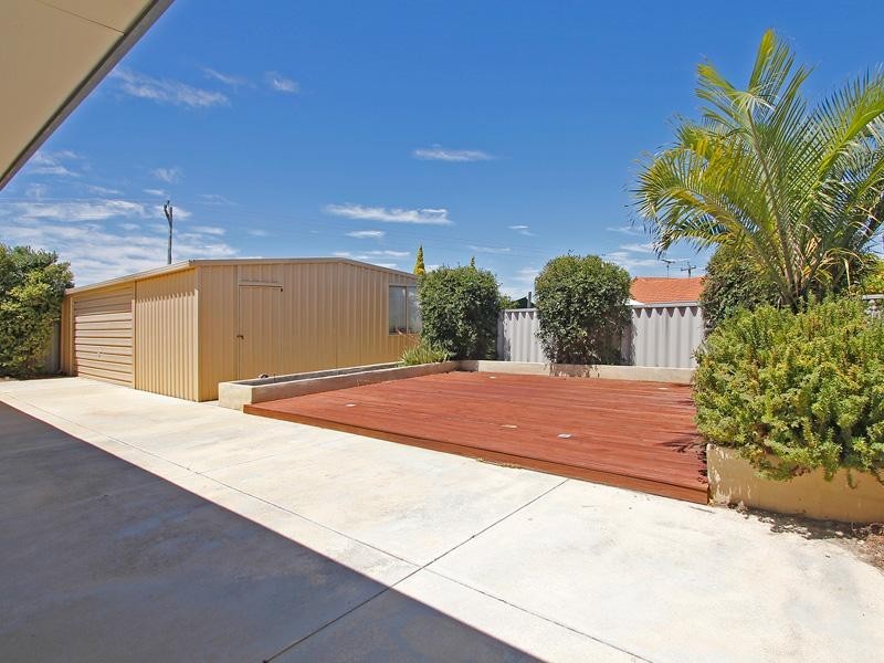 24 Dilkera Place, Quinns Rocks WA 6030