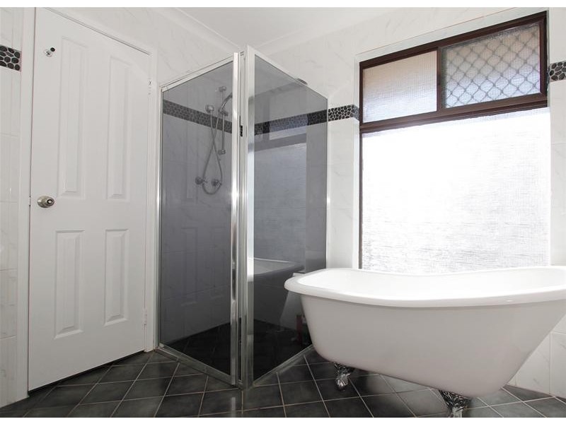 3 Tipuana Place, Edgewater WA 6027