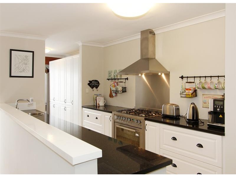 3 Manapouri Meander, Joondalup WA 6027