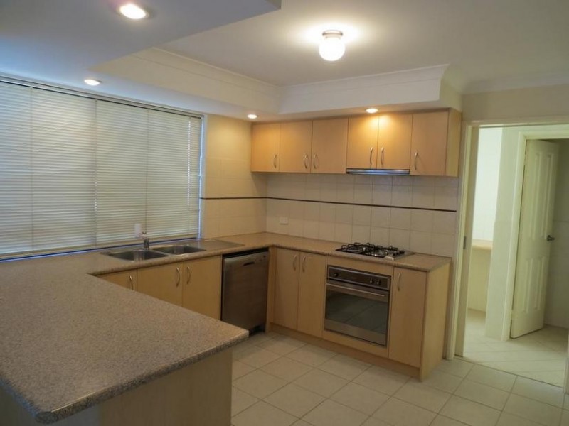 24 Russell Road, Madeley WA 6065