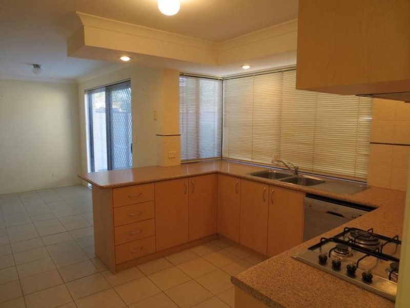 24 Russell Road, Madeley WA 6065