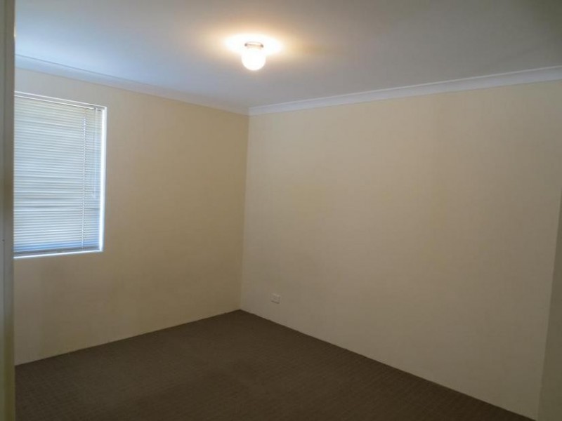 24 Russell Road, Madeley WA 6065