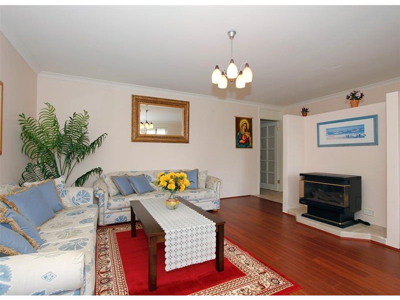 47 Palmerston Crescent, Tapping WA 6065