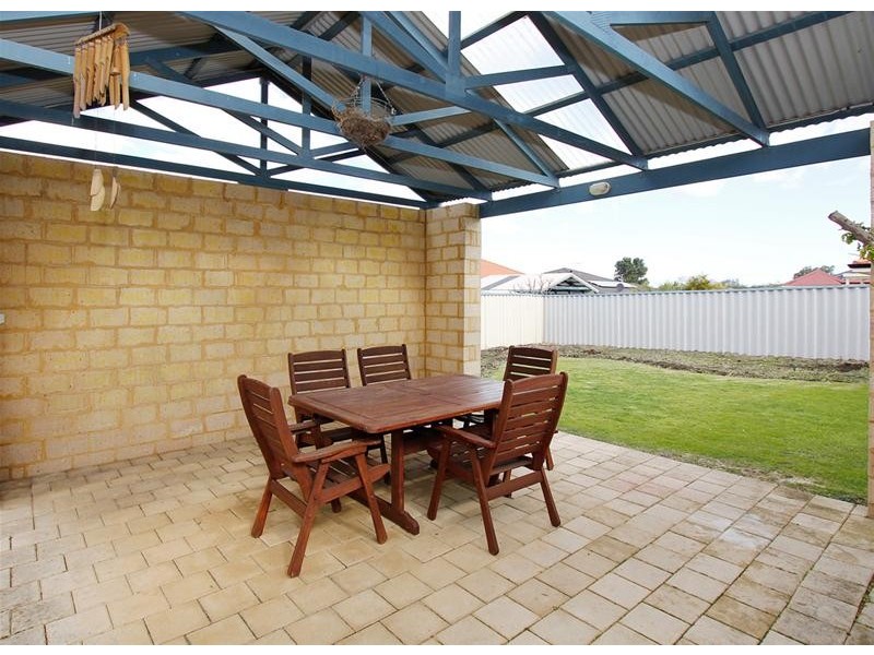 47 Palmerston Crescent, Tapping WA 6065
