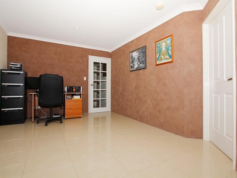 24 Dilkera Place, Quinns Rocks WA 6030