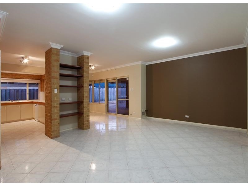 126 Cook Avenue, Hillarys WA 6025