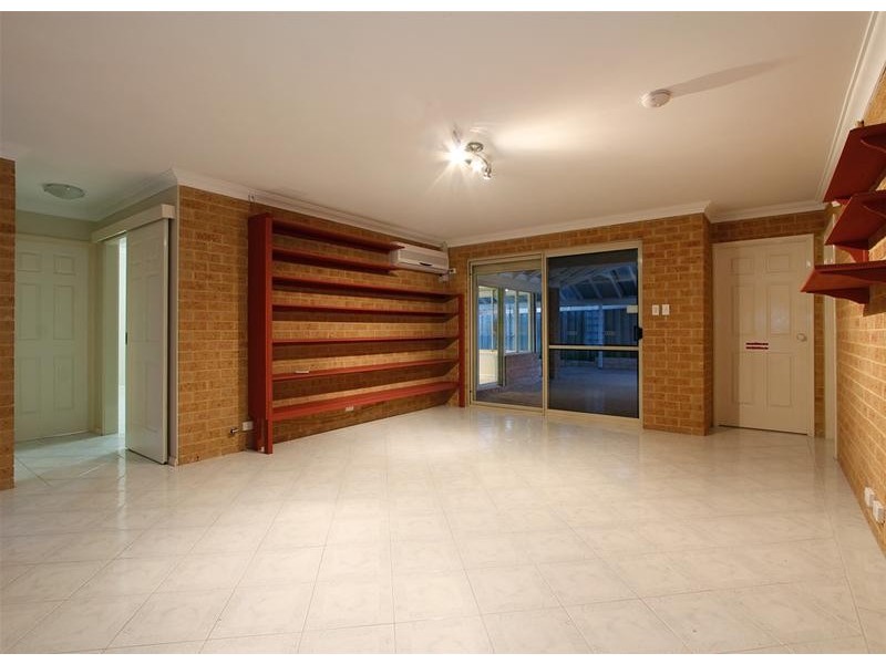 126 Cook Avenue, Hillarys WA 6025