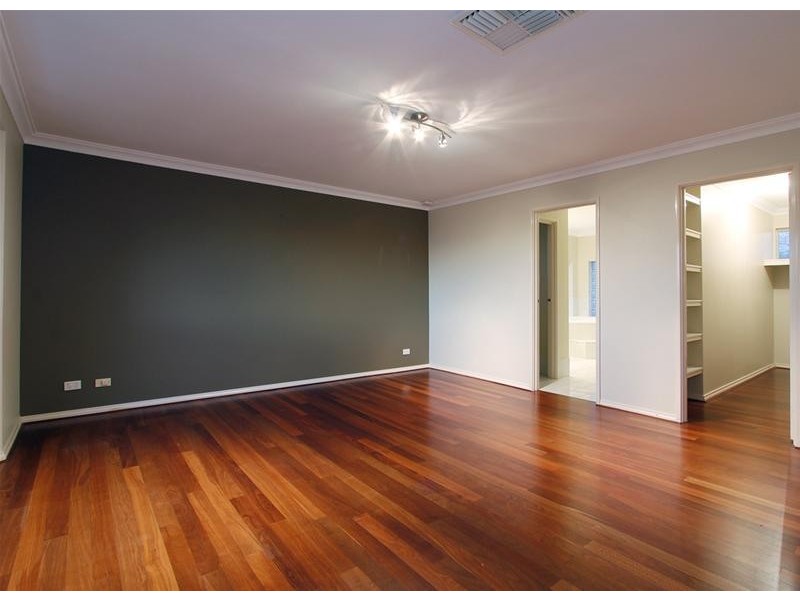 126 Cook Avenue, Hillarys WA 6025