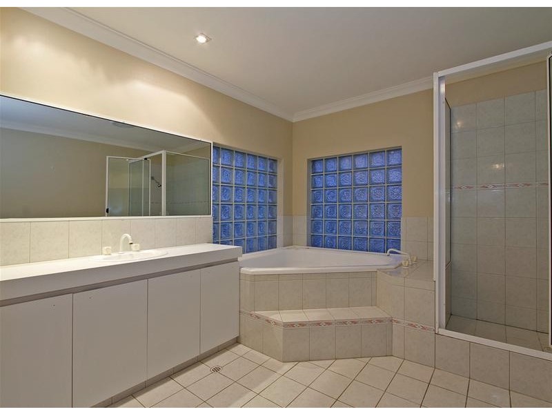 126 Cook Avenue, Hillarys WA 6025