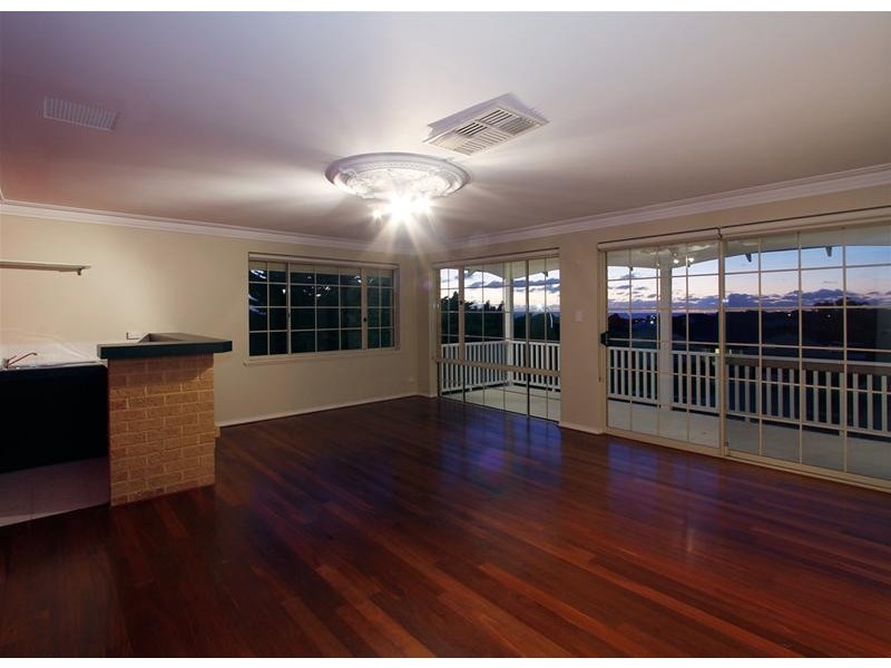 126 Cook Avenue, Hillarys WA 6025