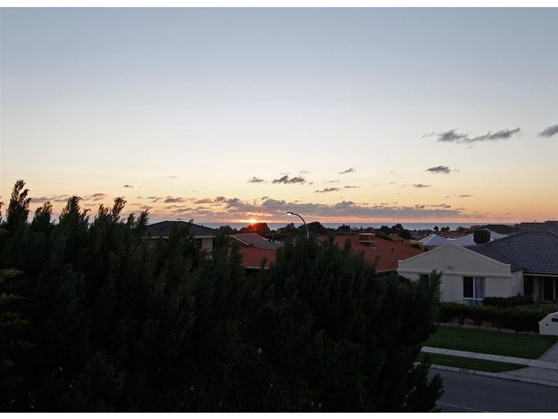 126 Cook Avenue, Hillarys WA 6025