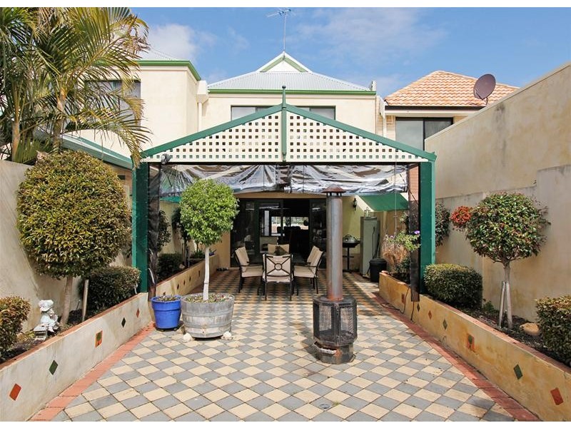 1/1 Piccadilly Circle, Joondalup WA 6027