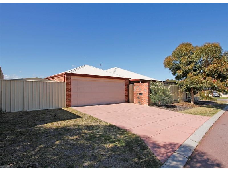 2 Overdene Pass, Banksia Grove WA 6031