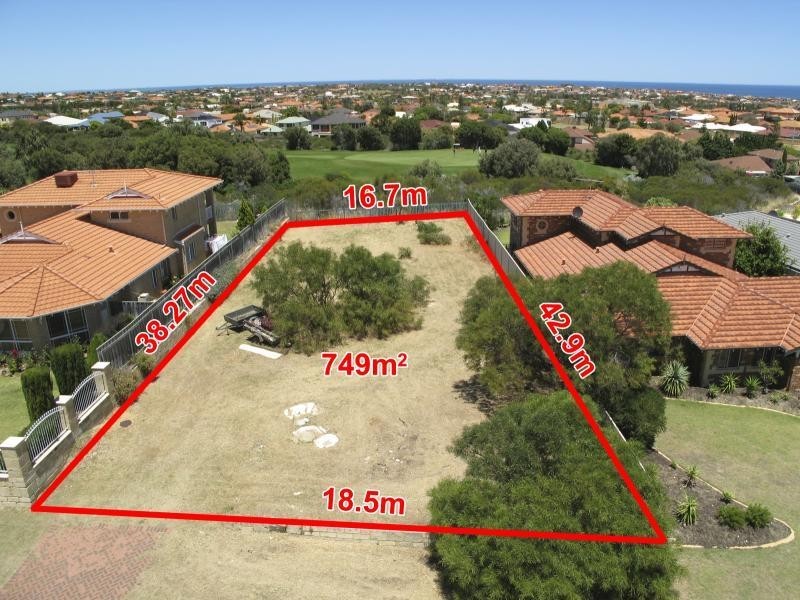 18 Meadowbrook Promenade, Currambine WA 6028