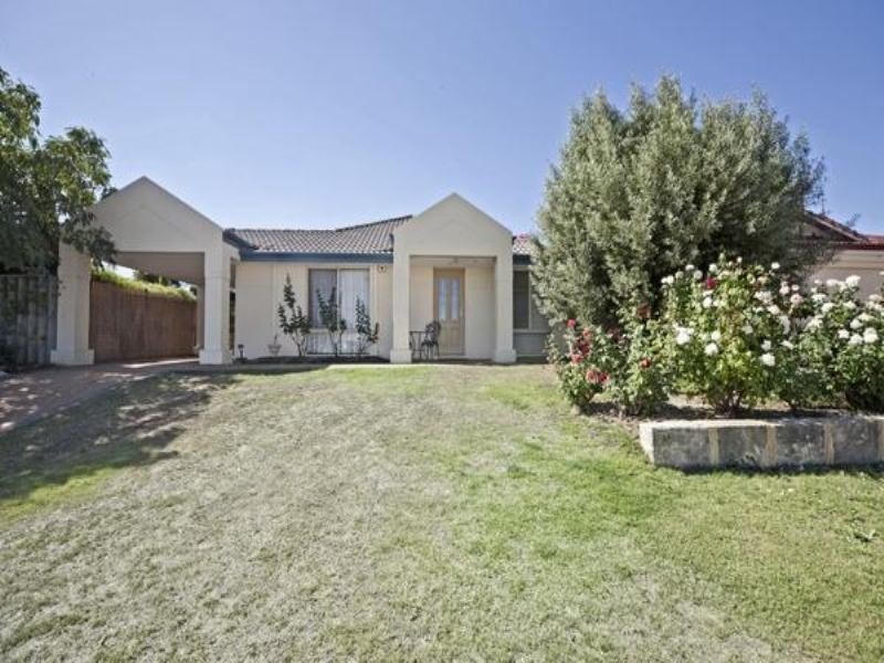 30 Combewood Loop, Carramar WA 6031