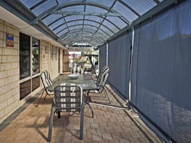 30 Combewood Loop, Carramar WA 6031