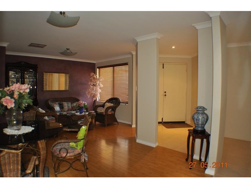 10 Sefton Place, Landsdale WA 6065