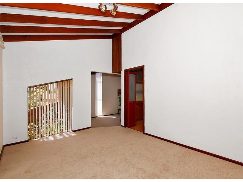 4 Glenfinnan Court, Hamersley WA 6022