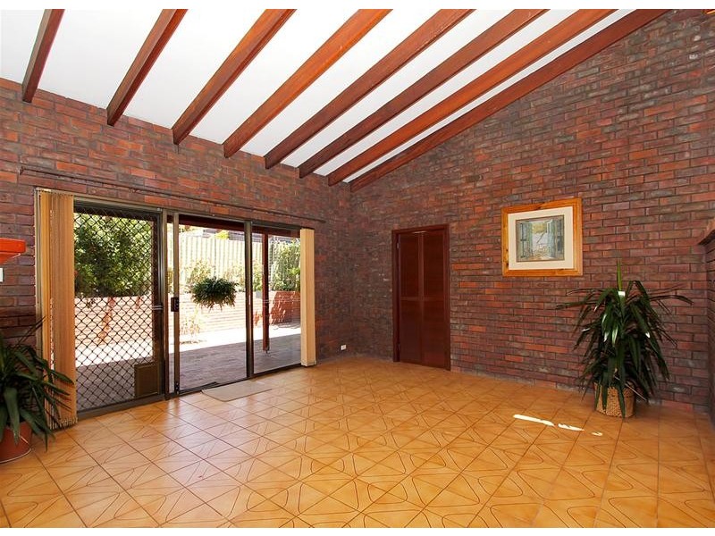 4 Glenfinnan Court, Hamersley WA 6022