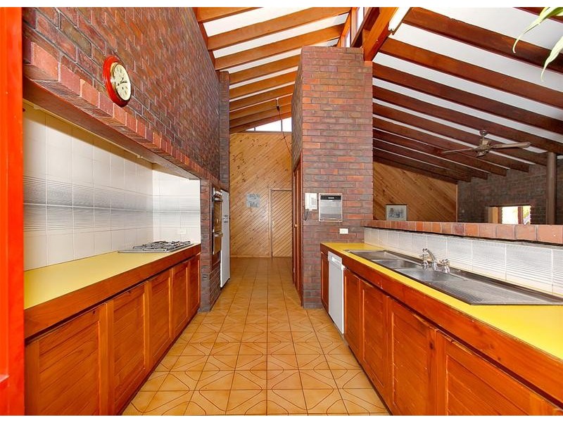 4 Glenfinnan Court, Hamersley WA 6022