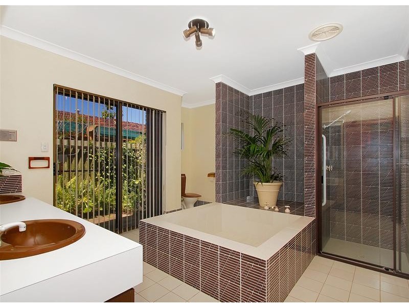 4 Glenfinnan Court, Hamersley WA 6022