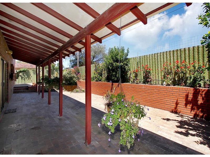 4 Glenfinnan Court, Hamersley WA 6022