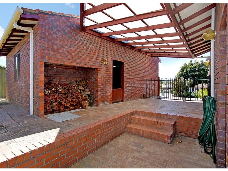 4 Glenfinnan Court, Hamersley WA 6022