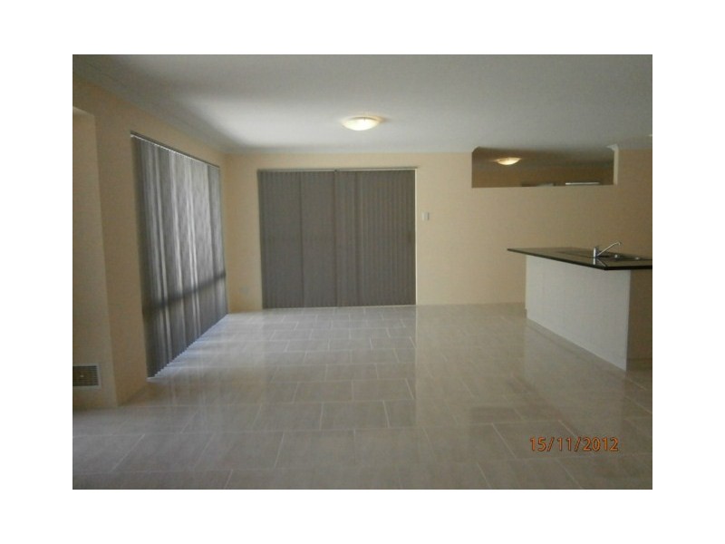 32 Bluewater Drive, Alkimos WA 6038