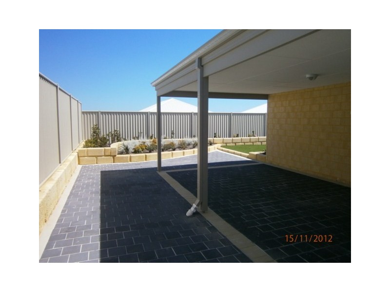 32 Bluewater Drive, Alkimos WA 6038