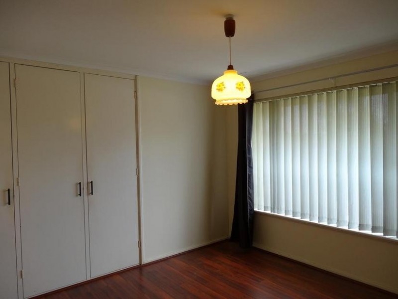 2 Abney Street, Beldon WA 6027