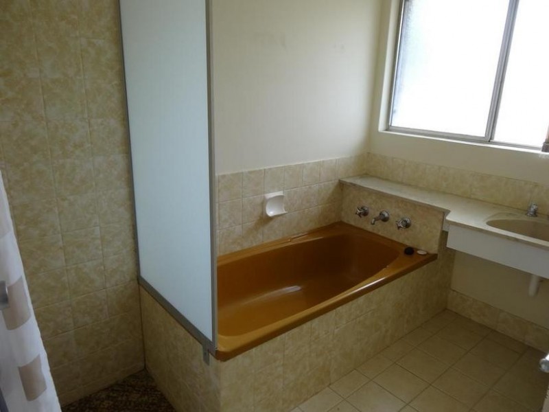 2 Abney Street, Beldon WA 6027