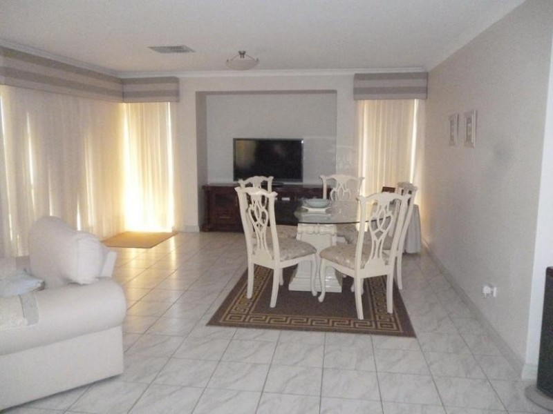 44 Miramare Boulevard, Currambine WA 6028