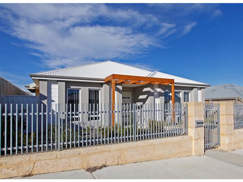 122 Lindsay Beach Boulevard, Yanchep WA 6035