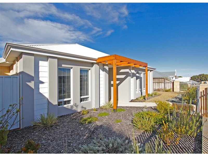 122 Lindsay Beach Boulevard, Yanchep WA 6035