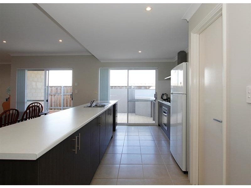 122 Lindsay Beach Boulevard, Yanchep WA 6035