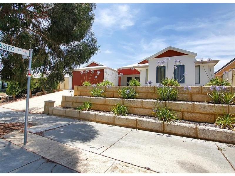 26 San Teodoro Avenue, Sinagra WA 6065