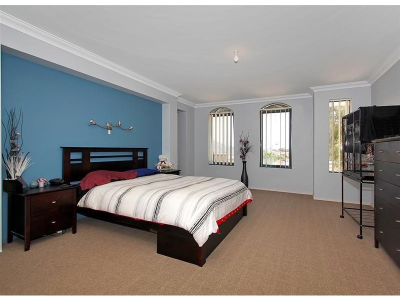 26 San Teodoro Avenue, Sinagra WA 6065