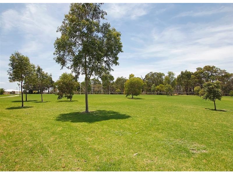 26 San Teodoro Avenue, Sinagra WA 6065